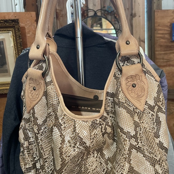 Sts handbag and matching wallet clutch - Picture 2 of 5